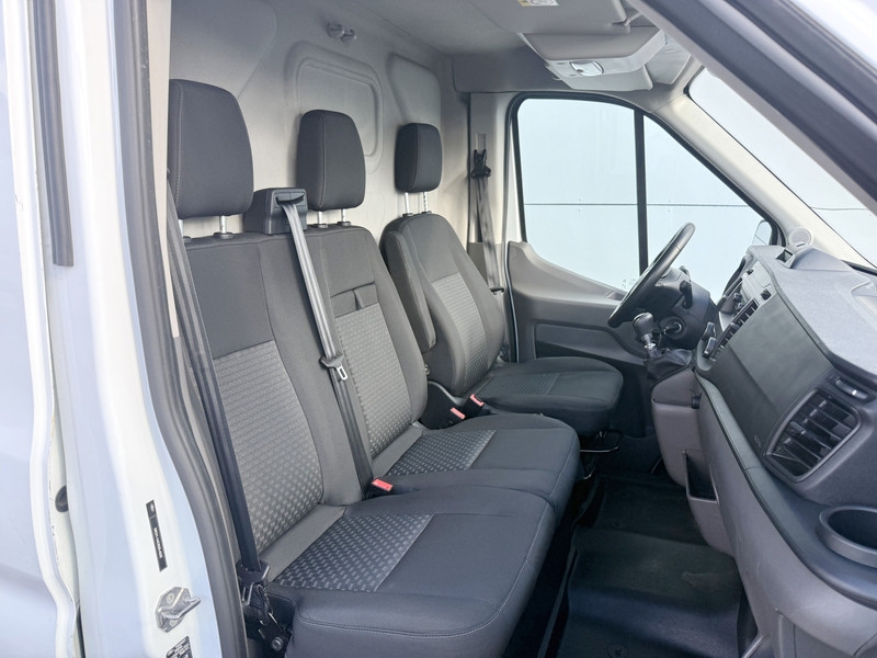 Ford Transit 350 2.0 TDCI L3H3 170PK Airco Cruise Control Parkeersensoren voor achter  Ford Transit 350 2.0 TDCI L3H3 170PK Airco Cruise Control Parkeersensoren voor achter
