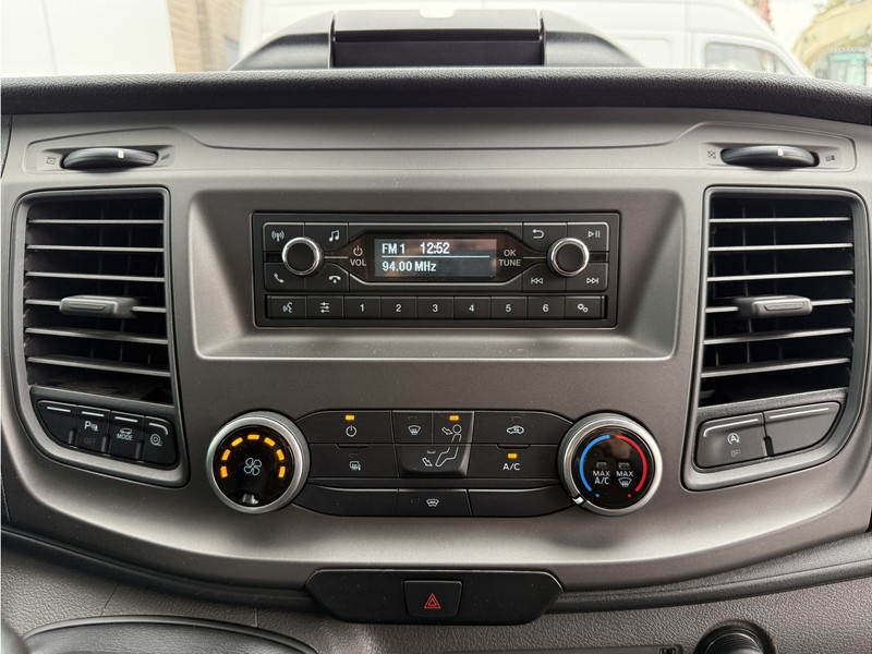 Ford Transit 350 2.0 TDCI 170PK L3H3 170PK Airco Cruise Control Parkeersensoren voor achter  Ford Transit 350 2.0 TDCI 170PK L3H3 170PK Airco Cruise Control Parkeersensoren voor achter