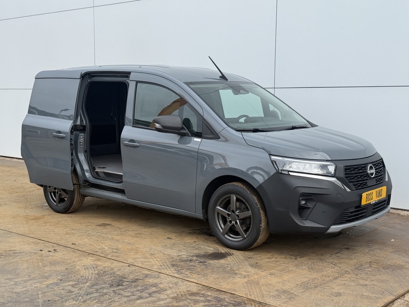 Nissan Townstar N-Connecta 1.3 130PK **Benzine** L1H1 Airco Carplay Cruise Control Trekhaak Keyless Start Stoelverwa  Nissan Townstar N-Connecta 1.3 130PK **Benzine** L1H1 Airco Carplay Cruise Control Trekhaak Keyless Start Stoelverwa