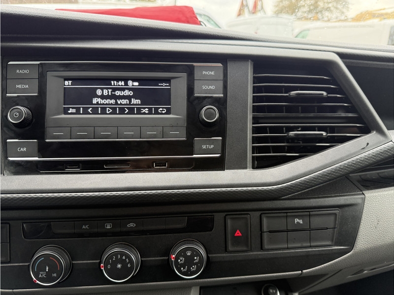 Volkswagen e-Transporter 113PK 138KM WLTP 37,3kWh 100% Elektrisch ABT E-transporter 3 Stoelen Airco Parkeersensoren voor achter  elektrisch Volkswagen e-Transporter 113PK 138KM WLTP 37,3kWh 100% Elektrisch ABT E-transporter 3 Stoelen Airco Parkeersensoren voor achter  elektrisch