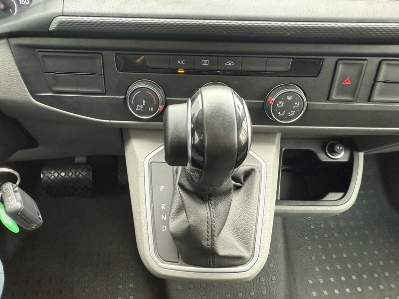 Volkswagen e-Transporter 113PK 138KM WLTP 37,3kWh 100% Elektrisch ABT E-transporter 3 Stoelen Airco Parkeersensoren voor achter  elektrisch Volkswagen e-Transporter 113PK 138KM WLTP 37,3kWh 100% Elektrisch ABT E-transporter 3 Stoelen Airco Parkeersensoren voor achter  elektrisch