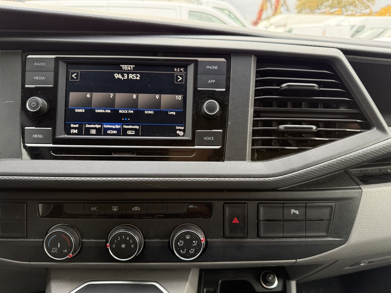 Volkswagen E-Transporter 113PK L2H1 138KM WLTP 37,3kWh 100% Elektrisch ABT E-transporter 3 Stoelen Airco Parkeersensoren voor  elektrisch Volkswagen E-Transporter 113PK L2H1 138KM WLTP 37,3kWh 100% Elektrisch ABT E-transporter 3 Stoelen Airco Parkeersensoren voor  elektrisch