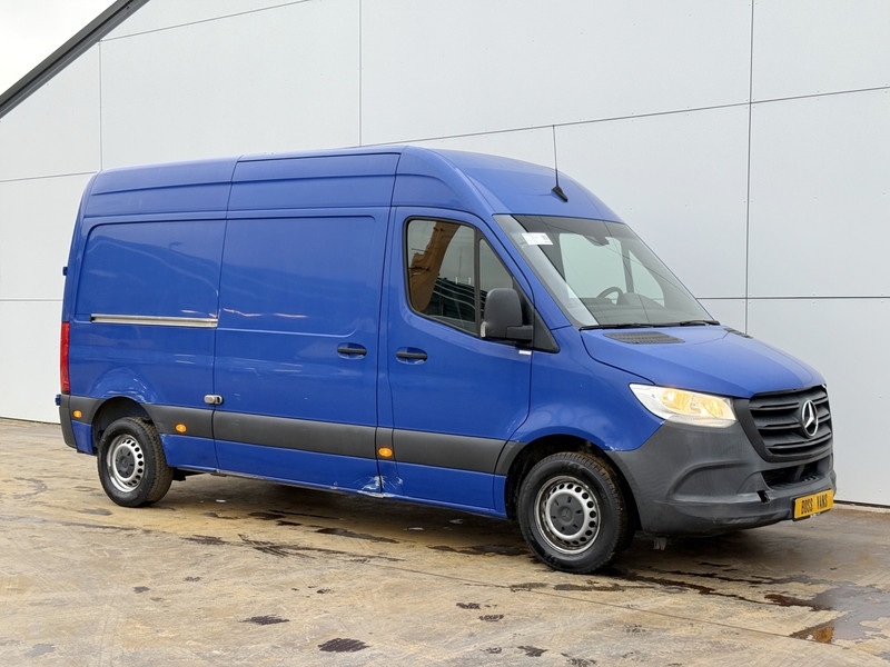 Mercedes-Benz Sprinter 311 2.1 CDI L2H2 Climate Control Carplay ESP Parkeersensoren achter Mercedes-Benz Sprinter 311 2.1 CDI L2H2 Climate Control Carplay ESP Parkeersensoren achter
