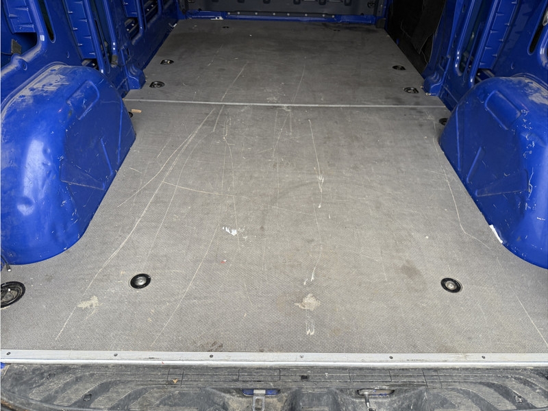 Mercedes-Benz Sprinter 311 2.1 CDI L2H2 Climate Control Carplay ESP Parkeersensoren achter Mercedes-Benz Sprinter 311 2.1 CDI L2H2 Climate Control Carplay ESP Parkeersensoren achter