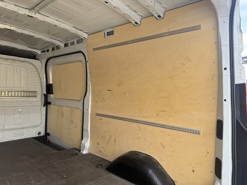 Maxus Deliver 9 2.0 CiT 150PK **Fabrieksgarantie tot 03-2029 / 100.000KM** L3H2 Airco Cruise Control Lane Assist LED Maxus Deliver 9 2.0 CiT 150PK **Fabrieksgarantie tot 03-2029 / 100.000KM** L3H2 Airco Cruise Control Lane Assist LED