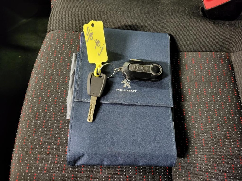 Peugeot Boxer 2.2BlueHDi L2/H2 Euro 6!  Peugeot Boxer 2.2BlueHDi L2/H2 Euro 6!