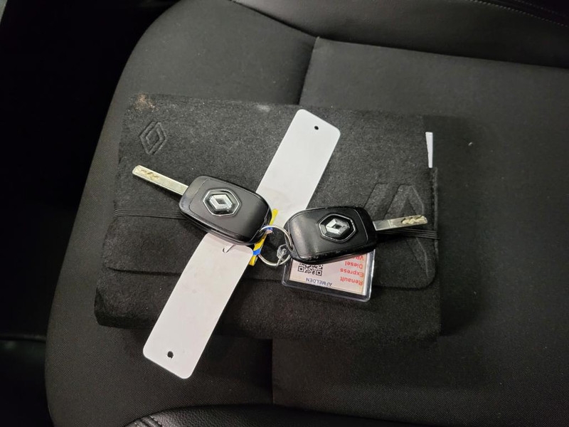 Renault Express 1.5dCi 75pk Airco Navigatie Euro 6!  Renault Express 1.5dCi 75pk Airco Navigatie Euro 6!