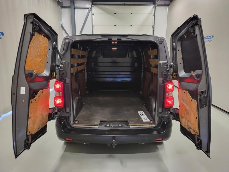 Peugeot Expert 1.5BlueHDI L2/H1 Trekhaak Euro 6!  Peugeot Expert 1.5BlueHDI L2/H1 Trekhaak Euro 6!