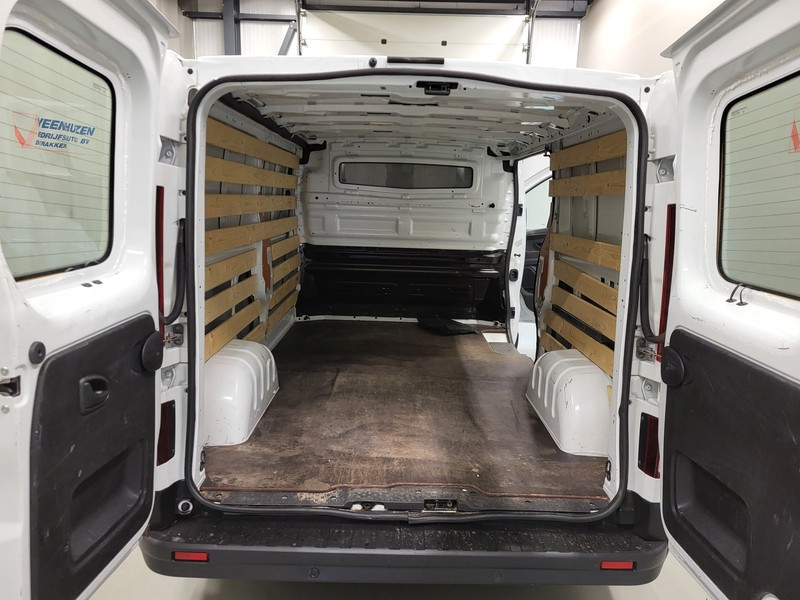 Renault Trafic 2.0dCi 131pk L2/H1 Euro 6!  Renault Trafic 2.0dCi 131pk L2/H1 Euro 6!