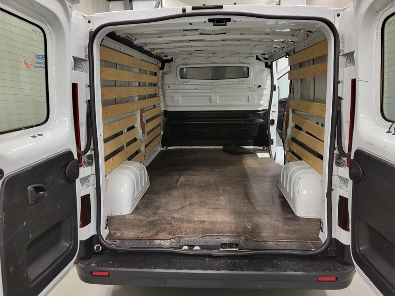 Renault Trafic 2.0dCi 131pk L2/H1 Euro 6!  Renault Trafic 2.0dCi 131pk L2/H1 Euro 6!