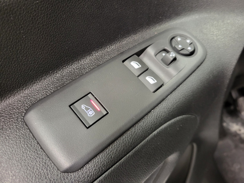 Opel Combo 1.2Turbo 111pk Benzine!  Opel Combo 1.2Turbo 111pk Benzine!