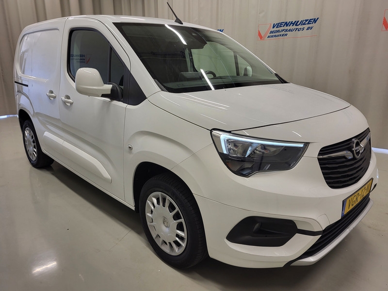 Opel Combo 1.2Turbo 111pk Benzine!  Opel Combo 1.2Turbo 111pk Benzine!