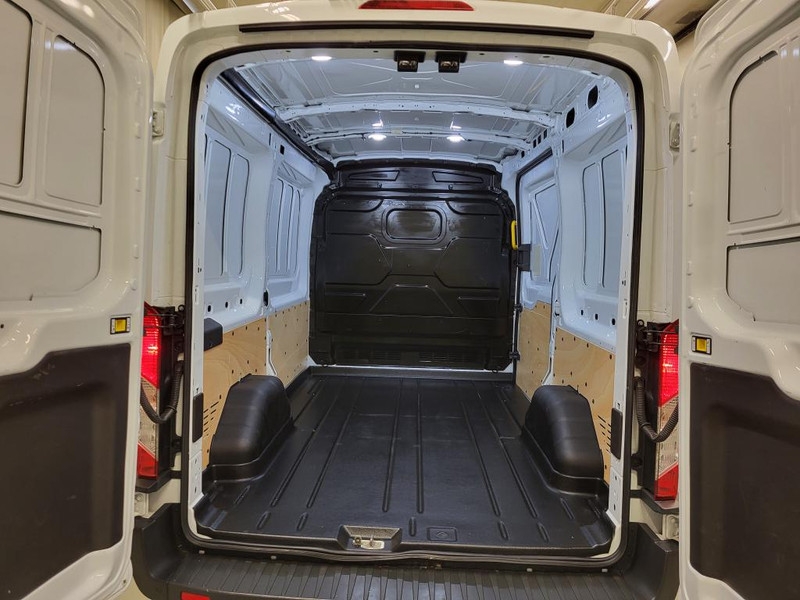 Ford Transit 2.0TDCI L2/H2 Imperiaal Trekhaak Euro 6!  Ford Transit 2.0TDCI L2/H2 Imperiaal Trekhaak Euro 6!