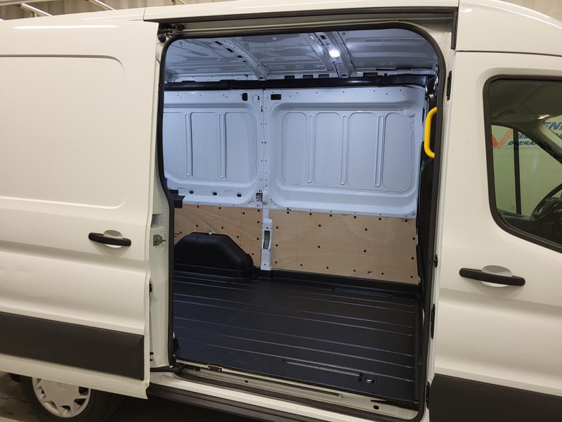 Ford Transit 2.0TDCI L2/H2 Imperiaal Trekhaak Euro 6!  Ford Transit 2.0TDCI L2/H2 Imperiaal Trekhaak Euro 6!