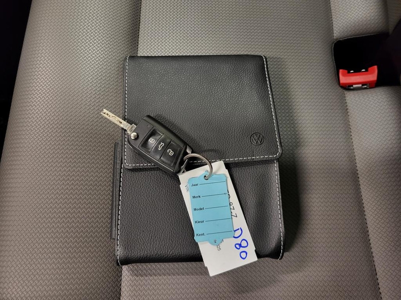 Volkswagen Transporter 2.0TDI L2/H1 Pick-up Euro 6!  Volkswagen Transporter 2.0TDI L2/H1 Pick-up Euro 6!