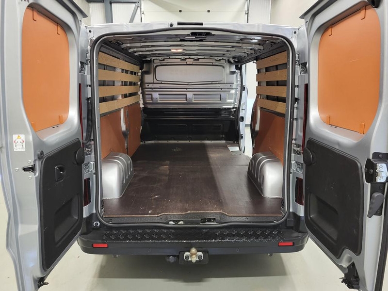 Renault Trafic 2.0dCi L2/H1 Trekhaak Euro 6!  Renault Trafic 2.0dCi L2/H1 Trekhaak Euro 6!