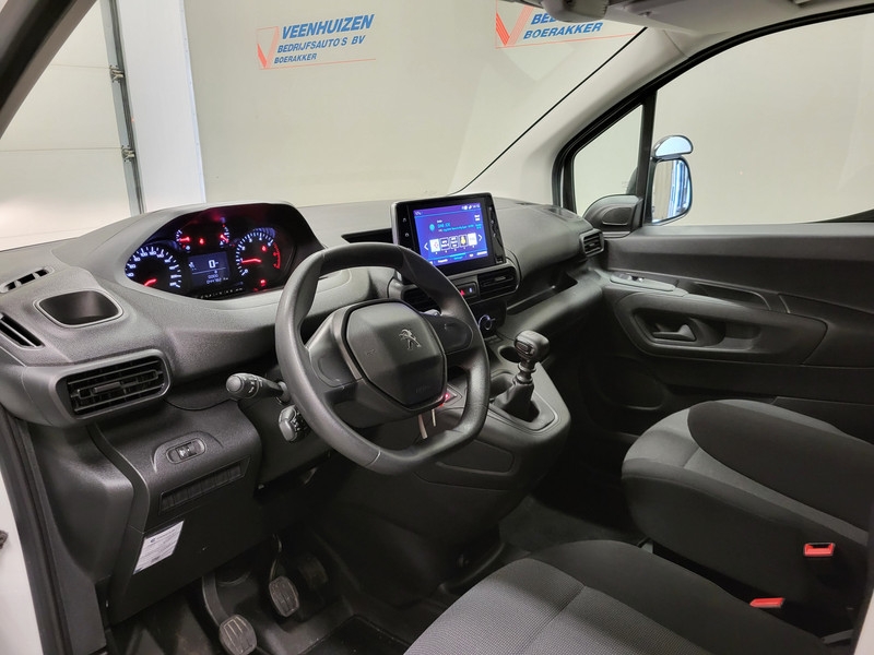 Peugeot Partner 1.2PureTech 111pk Benzine!  Peugeot Partner 1.2PureTech 111pk Benzine!