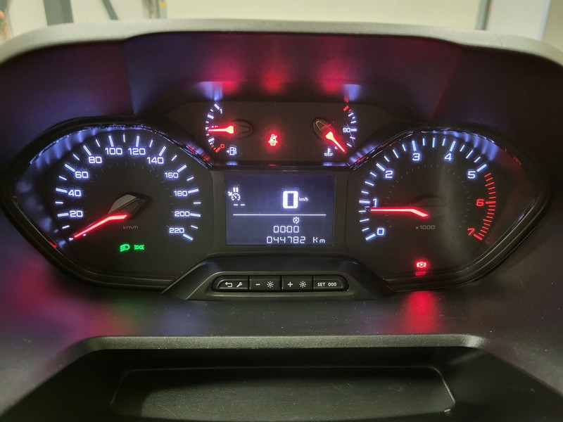 Peugeot Partner 1.2PureTech 111pk Benzine!  Peugeot Partner 1.2PureTech 111pk Benzine!