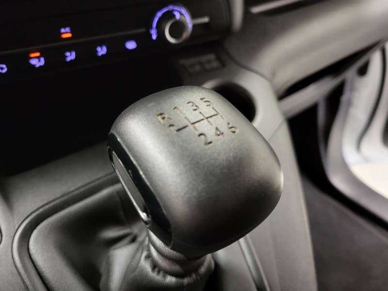 Peugeot Partner 1.2PureTech 111pk Benzine!  Peugeot Partner 1.2PureTech 111pk Benzine!