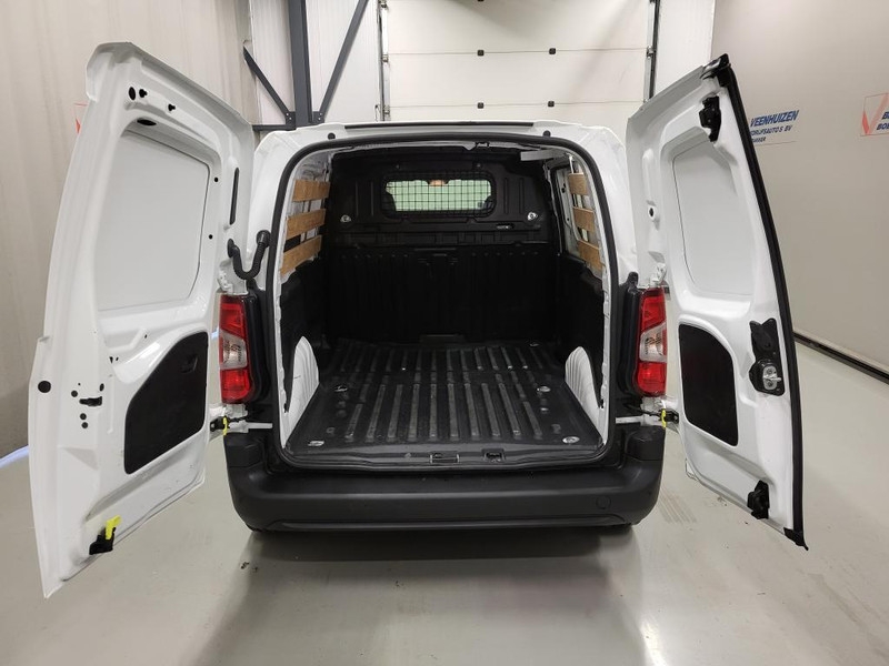 Peugeot Partner 1.2PureTech 111pk Benzine!  Peugeot Partner 1.2PureTech 111pk Benzine!