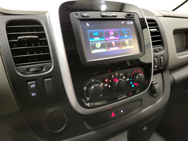 Renault Trafic 1.6dCi 122pk Trekhaak Euro 6!  Renault Trafic 1.6dCi 122pk Trekhaak Euro 6!