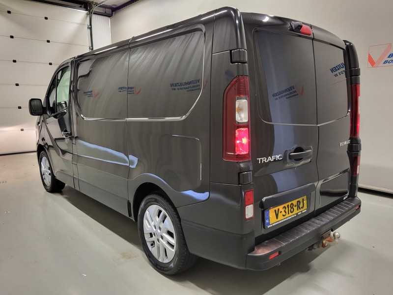 Renault Trafic 1.6dCi 122pk Trekhaak Euro 6!  Renault Trafic 1.6dCi 122pk Trekhaak Euro 6!