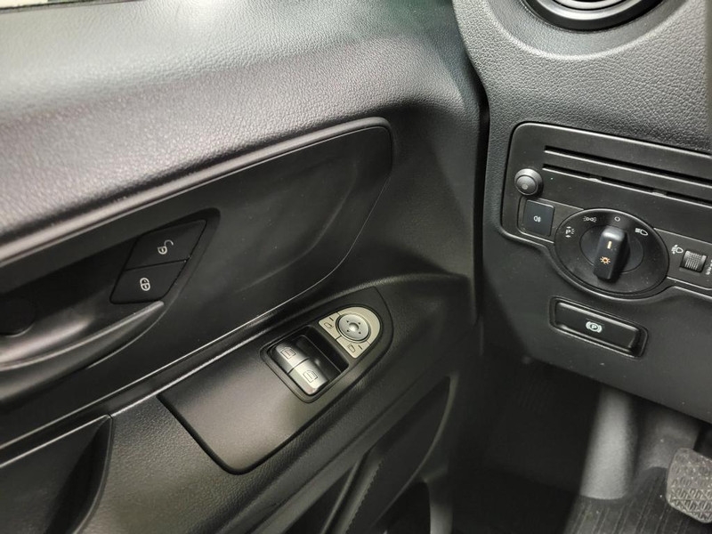 Mercedes-Benz Vito 111CDI L2/H1 Trekhaak Euro 6!  Mercedes-Benz Vito 111CDI L2/H1 Trekhaak Euro 6!