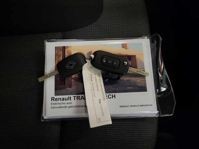 Renault Trafic E-Tech 52kWh L2/H1 Dubbele Cabine Elektrisch!  elektrisch Renault Trafic E-Tech 52kWh L2/H1 Dubbele Cabine Elektrisch!  elektrisch